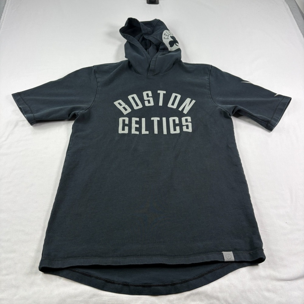 Boston Celtics Nike Hoodie‎ Mens Medium Black Short Sleeve Pullover NBA